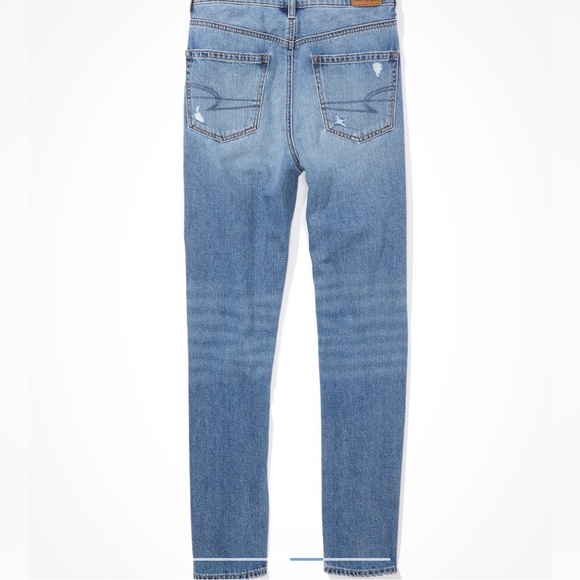 AE Ripped Mom Jean - Picture 4 of 10